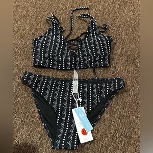 Cupshe Black and White Geometric Bikini Set
